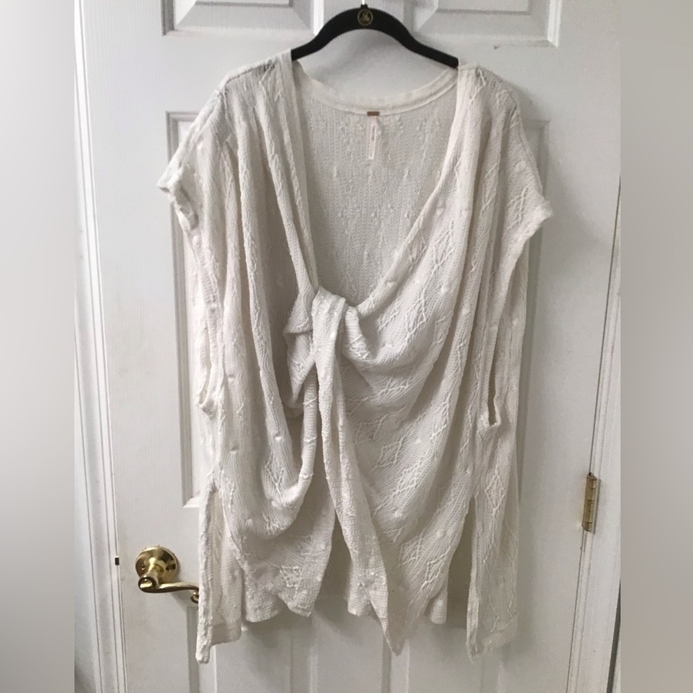 FREE PEOPLE SZ L SHOW OFF TWISTED KNOT TOP SWEATER CRÈME EUC OVERSIZED